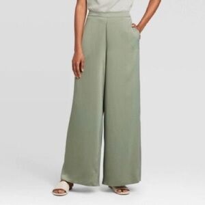 Aritzia Wilfred Green Culotte pants